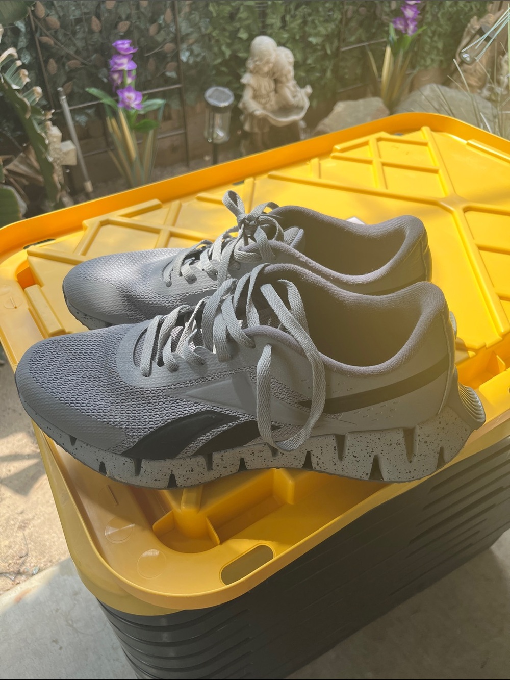 Reebok Men’s Gray Mesh Athletic Sneakers
